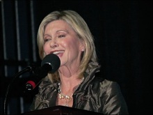Olivia Newton-John in Philadelphia 2007, click to enlarge