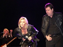 Olivia Newton-John in Philadelphia 2007, click to enlarge
