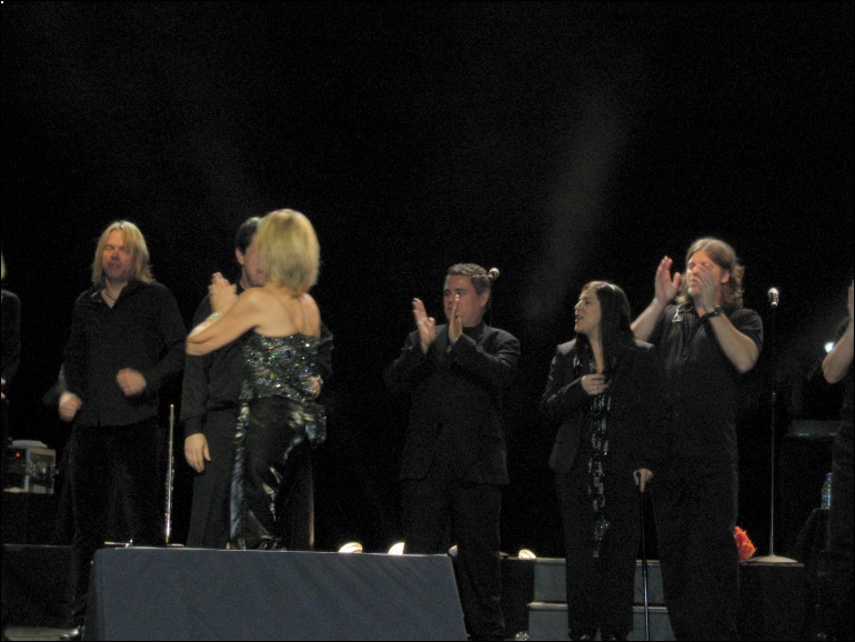 Olivia Newton-John at the Kimmel Centre, Philadelphia