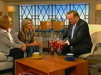 Olivia Newton-John Pat Farrar with Koala Blue wine
