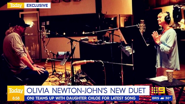 Olivia Newton-John Barry Gibb in the studio