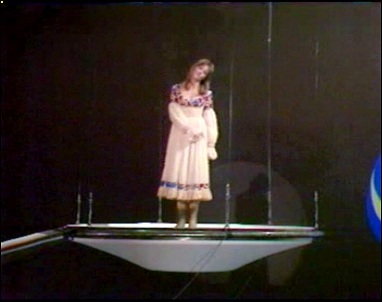 Olivia Newton-John, Big Lecture Hall 1971