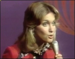 Olivia Newton-John Mike Douglas 1974