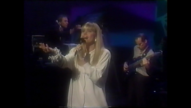 Olivia Newton-John on The Tonight Show 1989