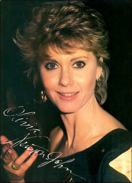 poster />
</div>
</article>
<aside id=