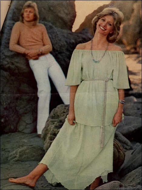 Olivia Newton-John models our exclusive do-it-yourself scarf clothes - Redbook