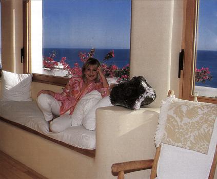 Facing up to 50 in good health - Hello