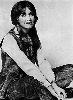 Olivia guested on Cliff Richard's 1972 UK tour
