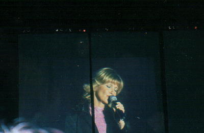 Olivia Newton-John Seoul photo Maria