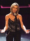 Olivia Newton-John in Philadelphia 2007, click to enlarge