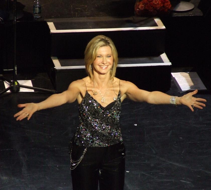 Olivia Newton-John at the Kimmel Centre Nov 2007