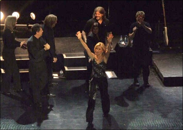Olivia Newton-John at the Kimmel Centre Nov 2007