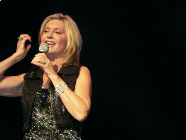 Olivia Newton-John at the Kimmel Centre, Philadelphia