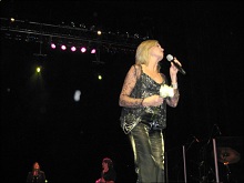 Olivia Newton-John in Philadelphia 2007, click to enlarge