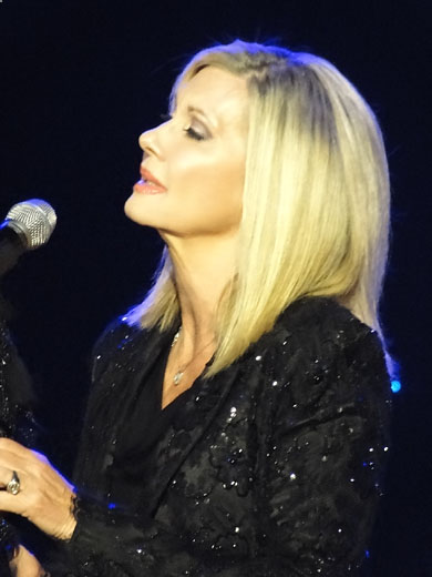 Olivia Newton-John Live in Hong Kong