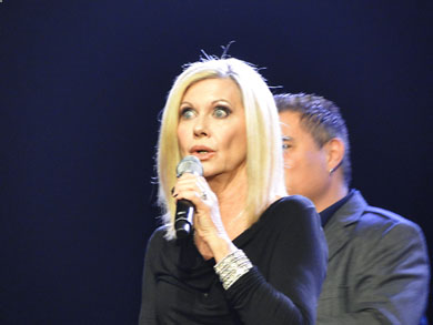 Olivia Newton-John Live in Hong Kong