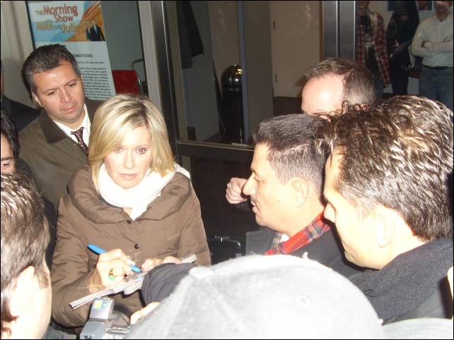 Olivia Newton-John at Mike and Juliet show Dec 2007