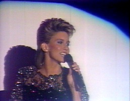 Olivia Newton-John Deeper Than The Night, 1982 Physical tour