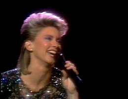 Olivia Newton-John Deeper Than The Night, 1982 Physical tour