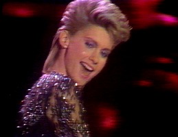 Olivia Newton-John Deeper Than The Night, 1982 Physical tour