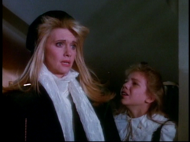 Olivia Newton-John in A Mom For Christmas