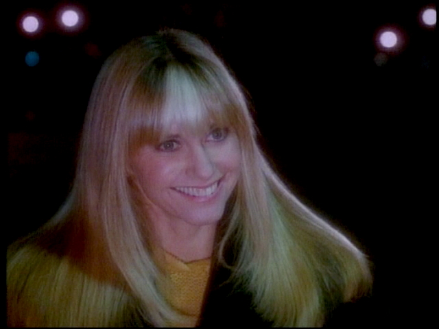 Olivia Newton-John in A Mom For Christmas