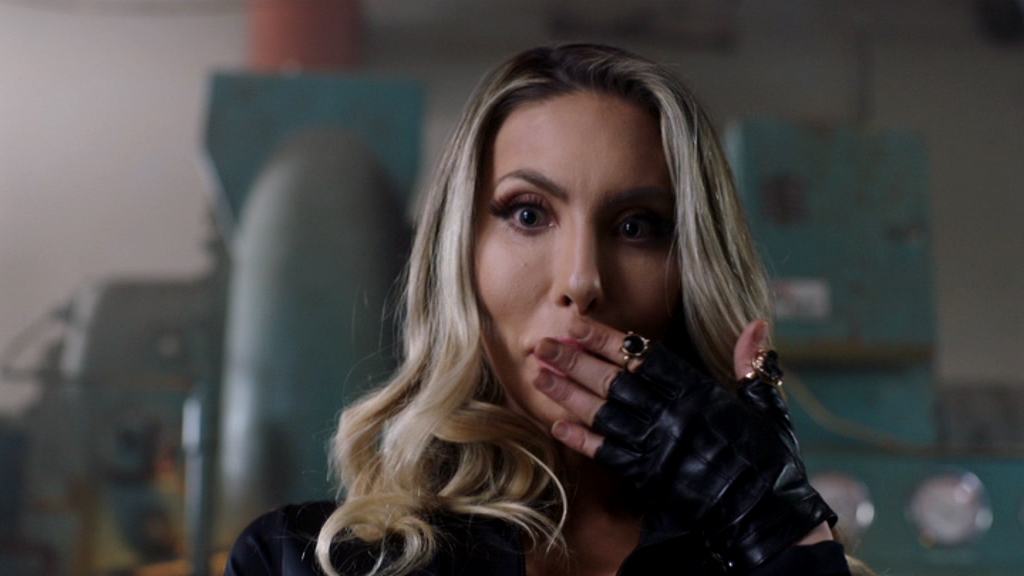 Olivia Newton-John and Chloe in Sharknado 5