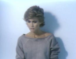 Falling by Olivia Newton-John video