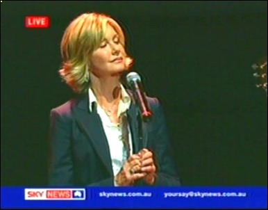 Olivia Newton-John performs at Billy Thorpe's memorial service March 2007