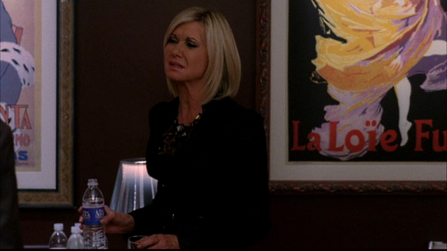 Olivia Newton-John in Glee