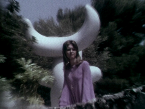 Olivia Newton-John performing Love Song in Get Away With Cliff 1971