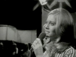 Olivia Newton-John on Top of the Pops Take Me Home Country Roads February 1973