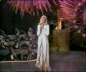 Olivia Newton-John Grammys 1979