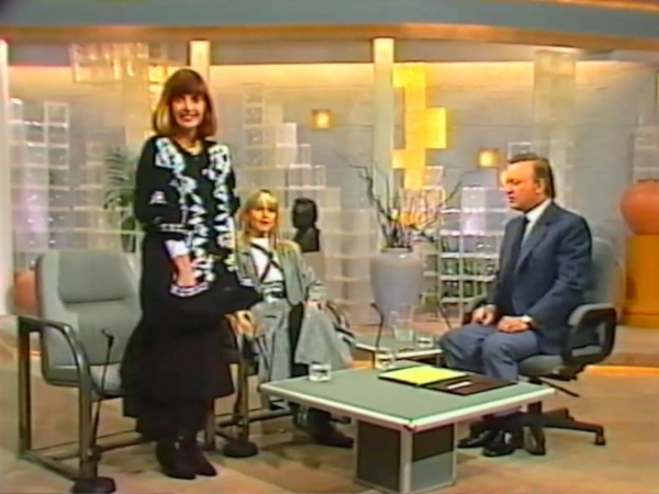 Olivia Newton-John and daughter Chloe Lattanzi 1989