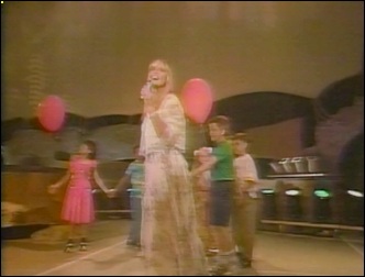 Olivia Newton-John, Earth 90 concert 1990