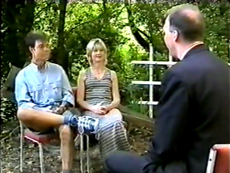 Olivia Newton-John and Cliff Richard on Holmes 1998